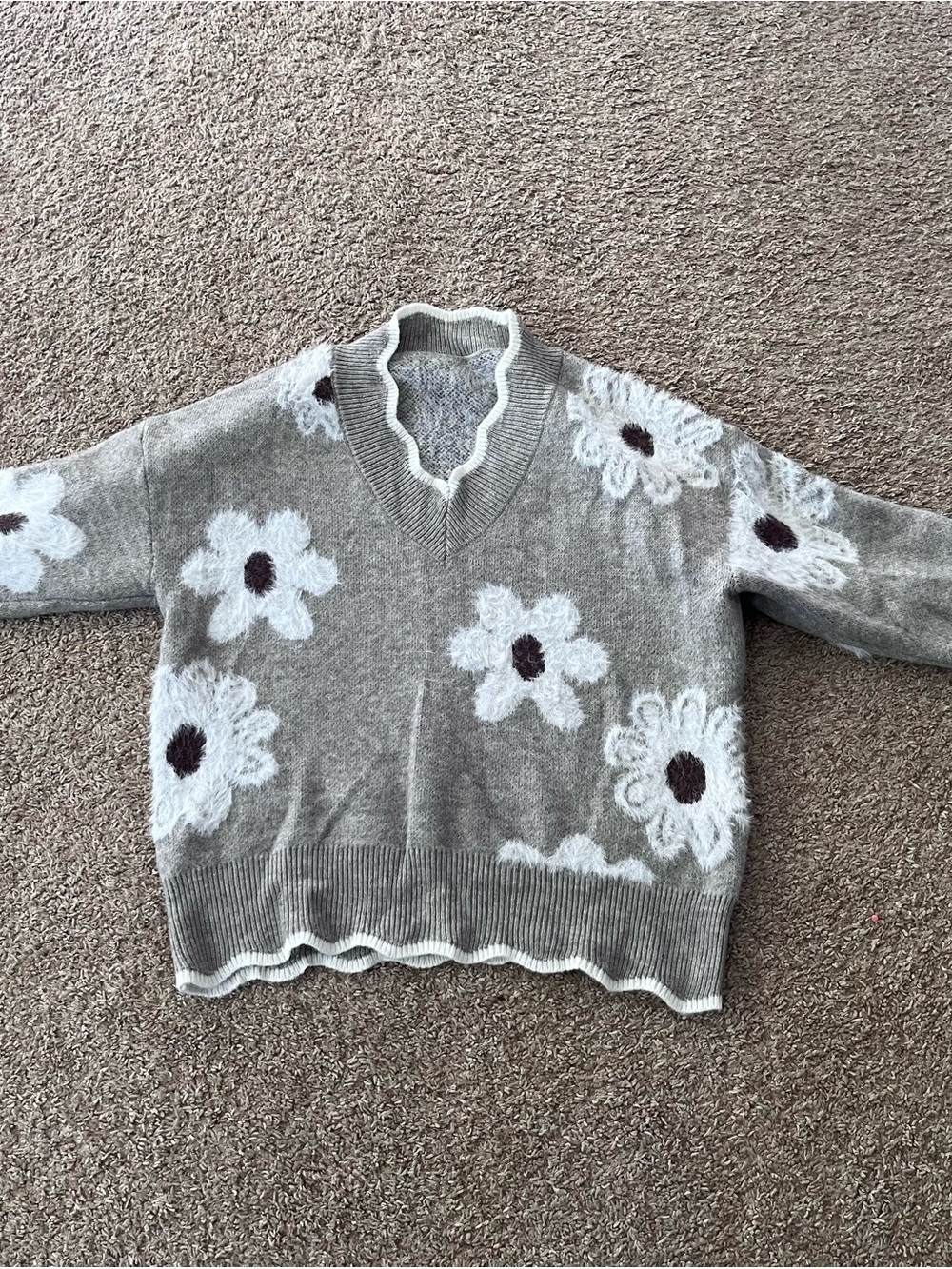 Cozy Floral V-Neck Sweater - Taupe with White Flowers